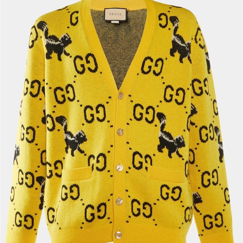 Gucci Knitwear yellow wool sweater with skunk and GG print very good condition